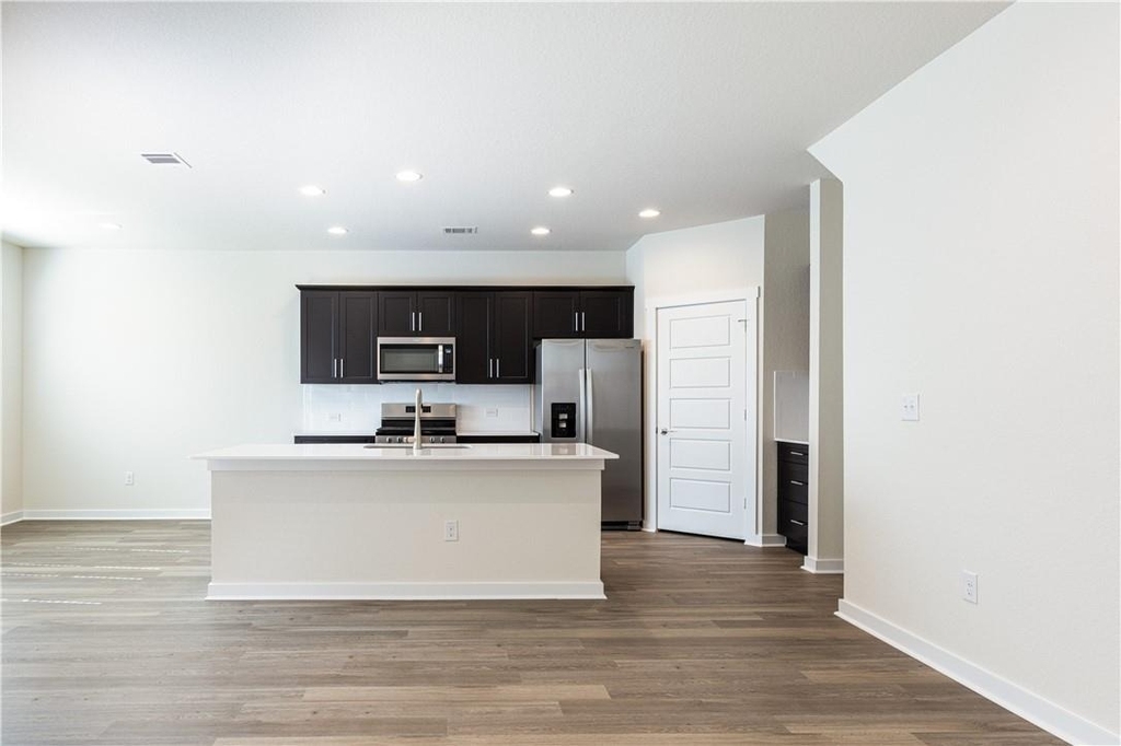1848 Bonham Ln - Photo 4