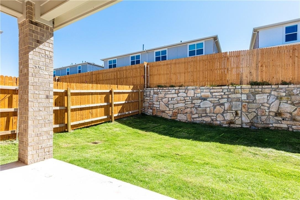 1848 Bonham Ln - Photo 24