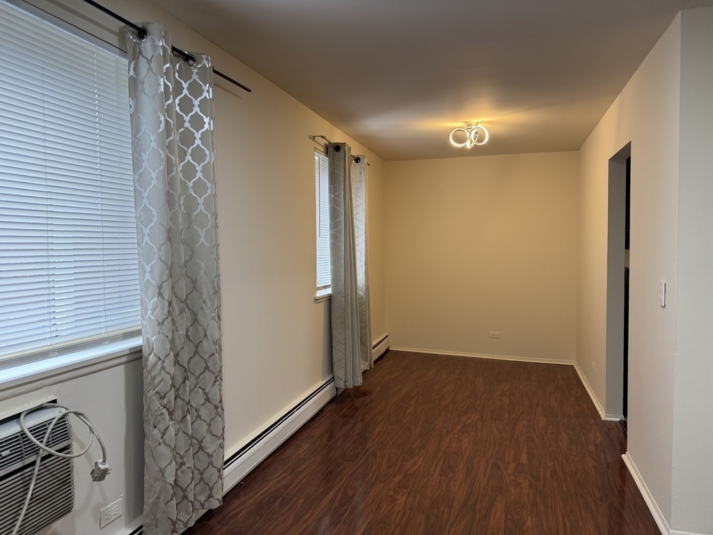 7320 N Rogers Avenue - Photo 5