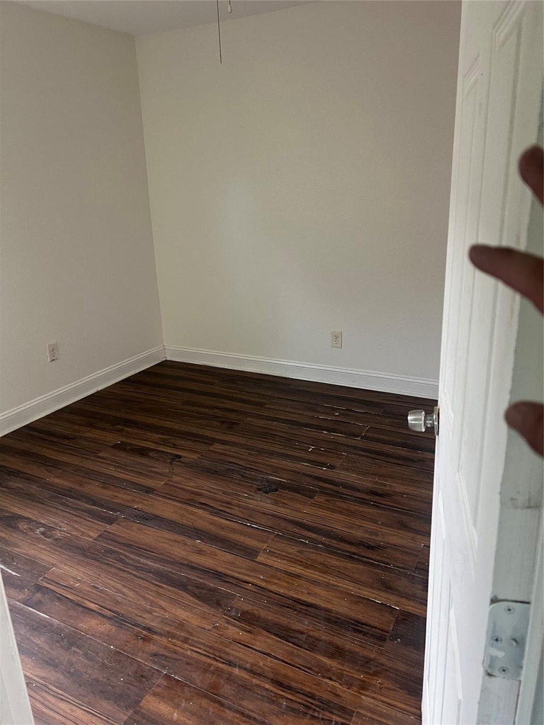 10010 Cathedral Drive - Photo 8