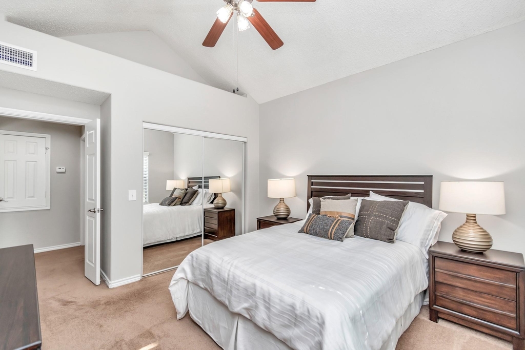 1600 Eldridge Parkway - Photo 22