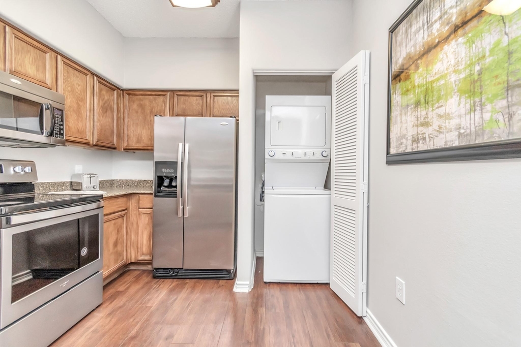 1600 Eldridge Parkway - Photo 12