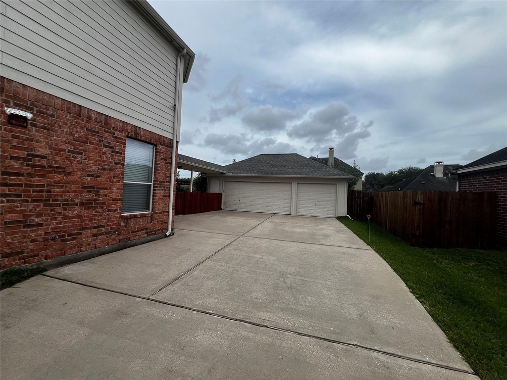 2311 Echo Harbor Drive - Photo 29