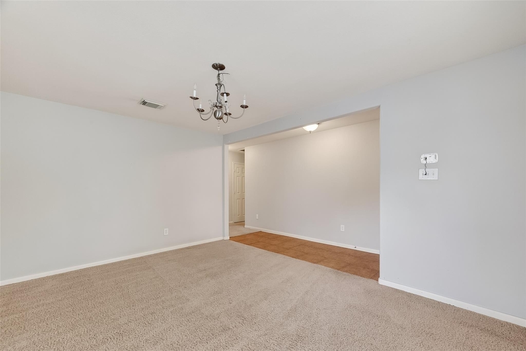 31722 Royal Woods Court - Photo 4