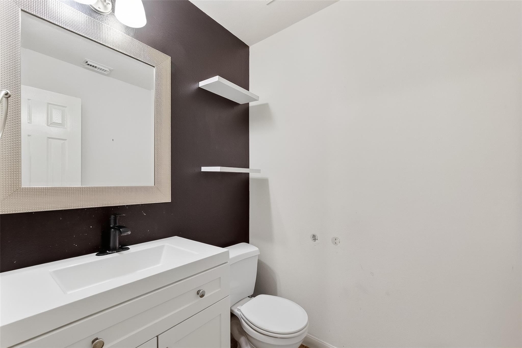 31722 Royal Woods Court - Photo 11