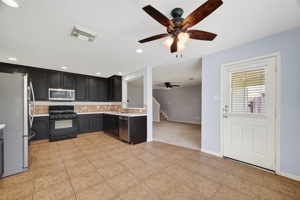 31722 Royal Woods Court - Photo 9