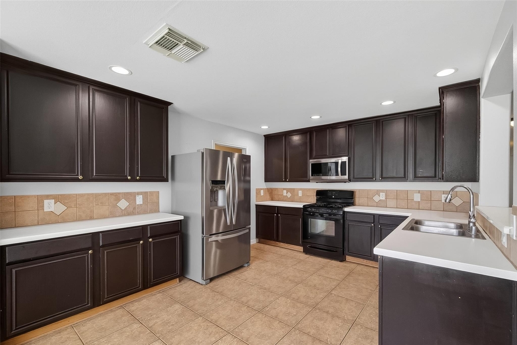 31722 Royal Woods Court - Photo 7