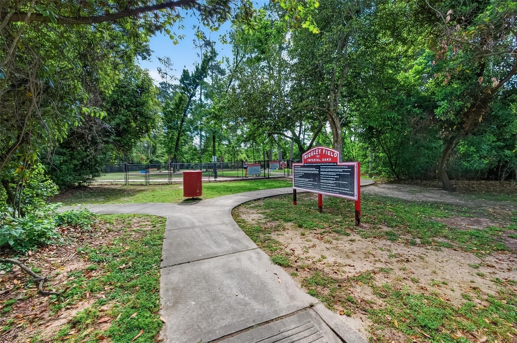 31722 Royal Woods Court - Photo 40
