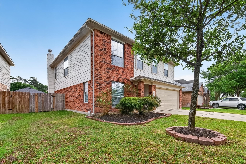 31722 Royal Woods Court - Photo 1