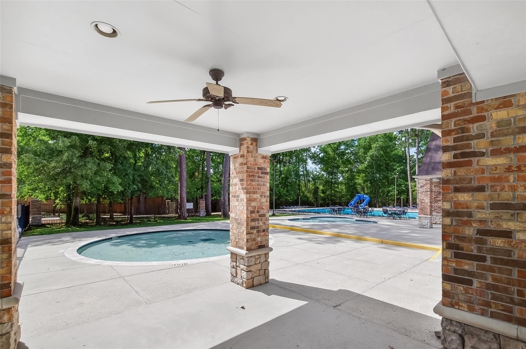 31722 Royal Woods Court - Photo 36