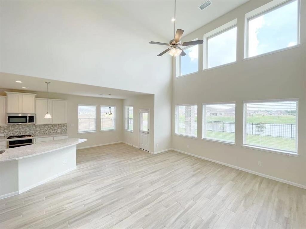 4403 Silvergrass Lane - Photo 10