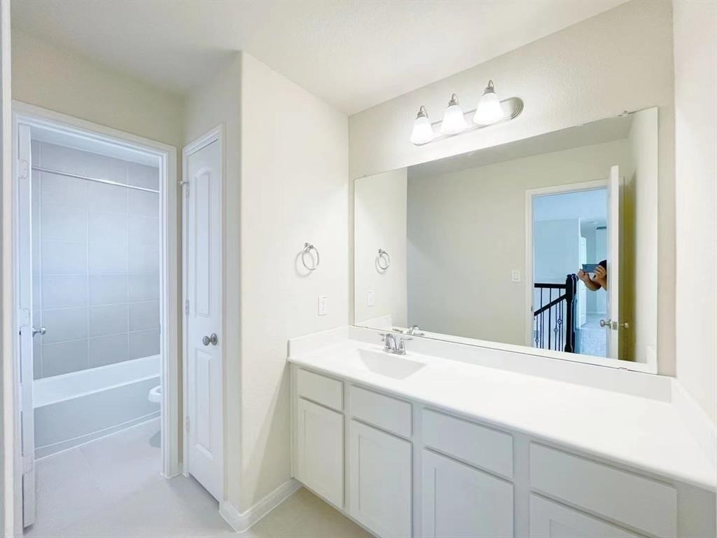 4403 Silvergrass Lane - Photo 18