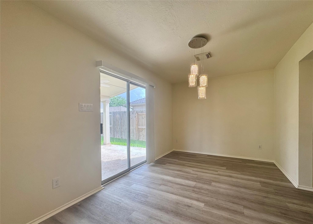 8930 Aspen Place Drive - Photo 2
