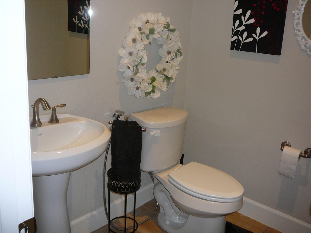 5326 Larkin Street - Photo 9