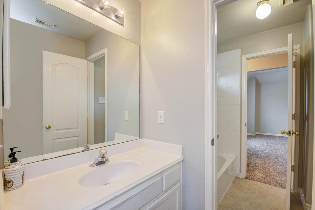 411 Green Stone Court - Photo 31