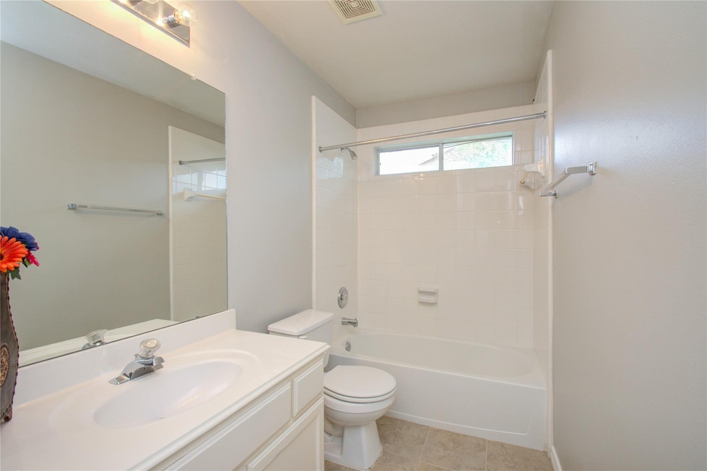411 Green Stone Court - Photo 24