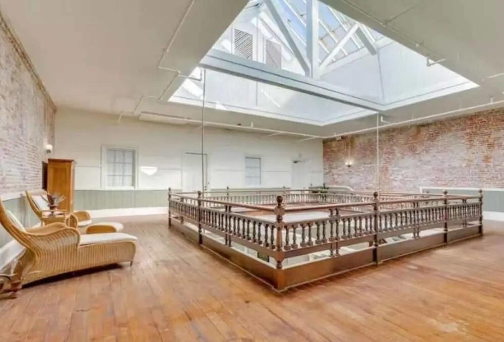 2010 Strand St - Photo 9