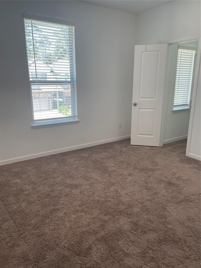 621 Aspen Falls Court - Photo 14