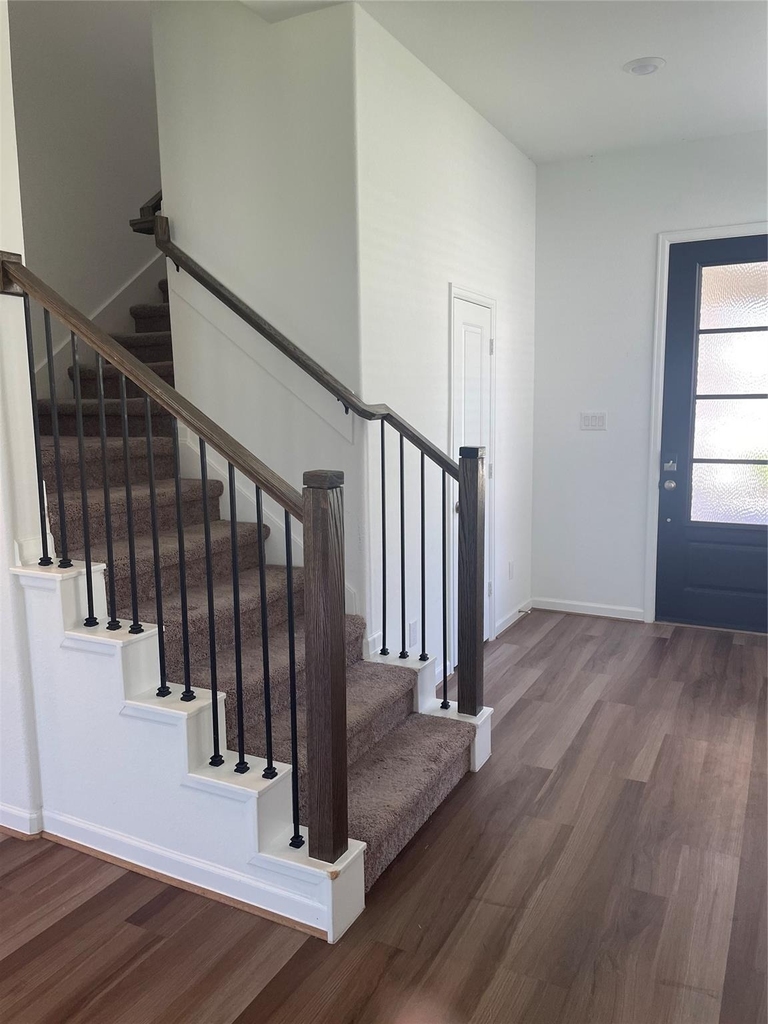 621 Aspen Falls Court - Photo 5