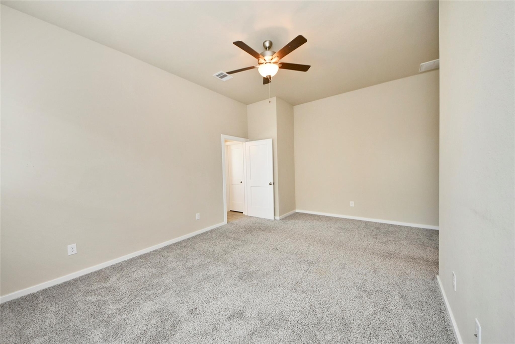 19623 San Angelo Park Drive - Photo 15