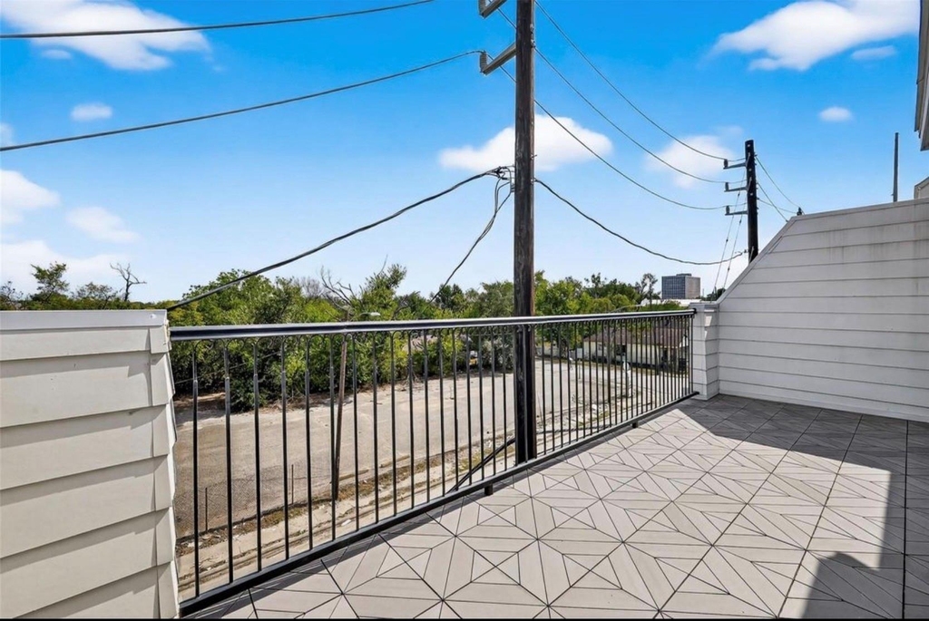 815 Bringhurst Street - Photo 13
