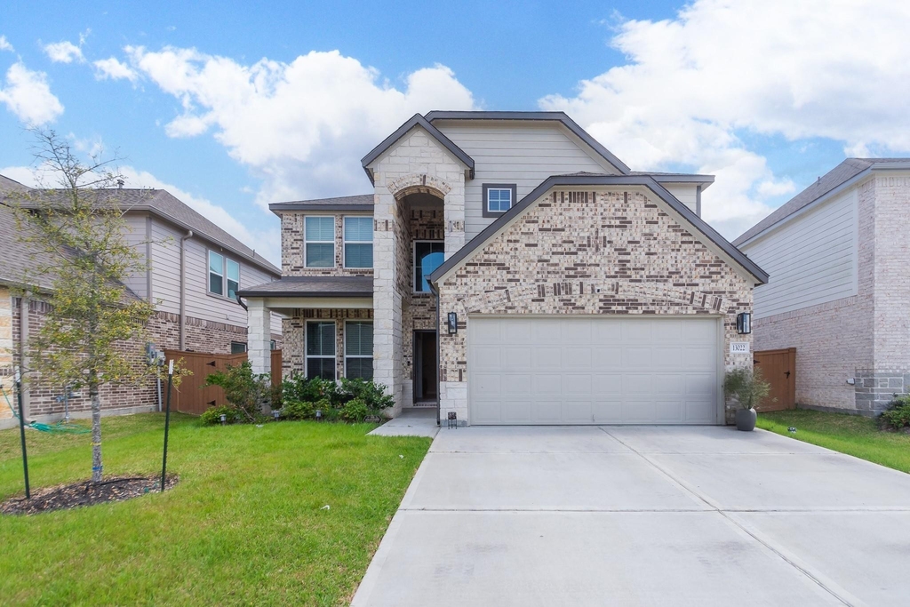 13022 Mid Stocket Drive - Photo 0