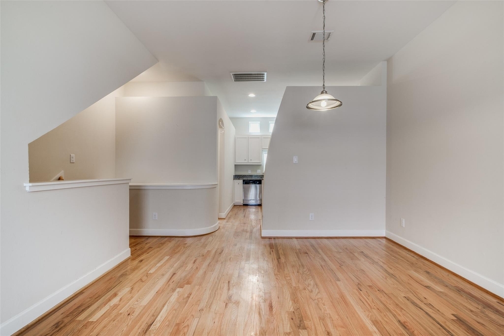 2710 Hullsmith Drive - Photo 4