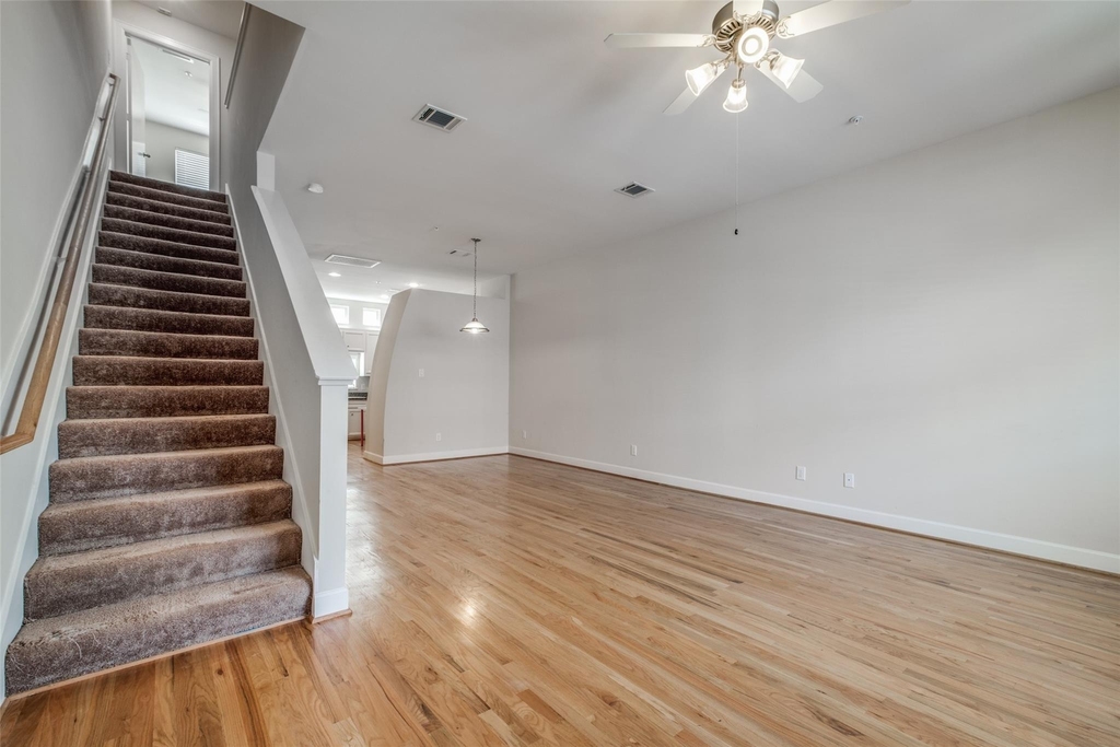 2710 Hullsmith Drive - Photo 2