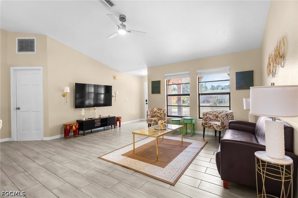 930 Sw 34th Street - Photo 13