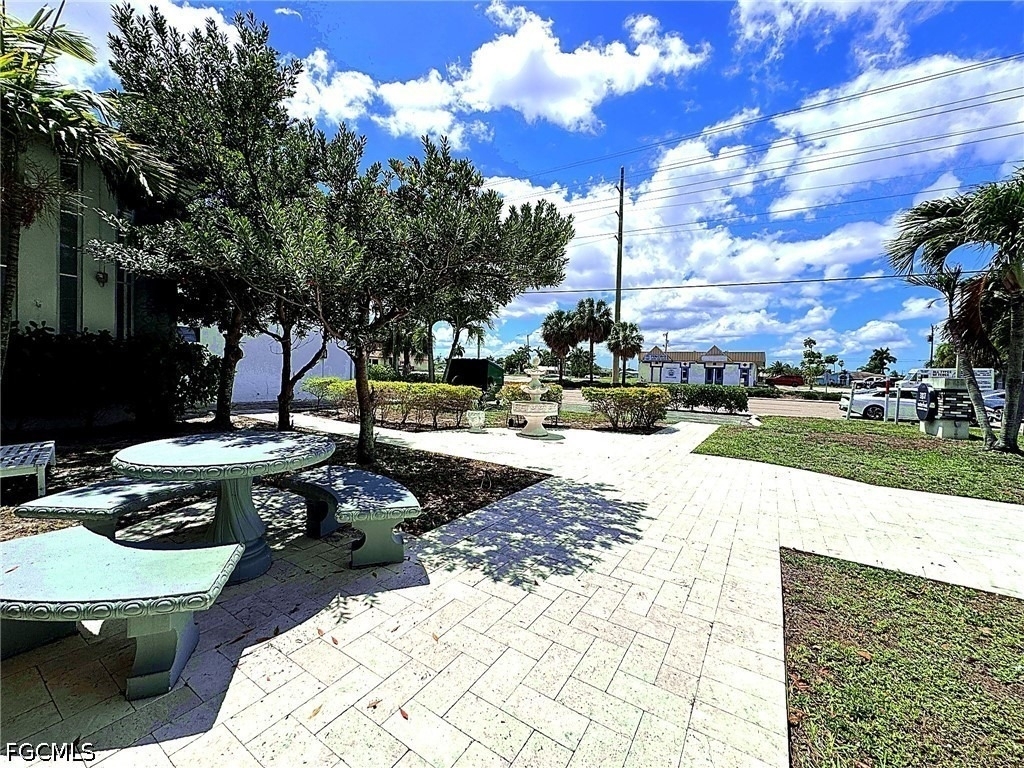 3817 Del Prado Boulevard S - Photo 9