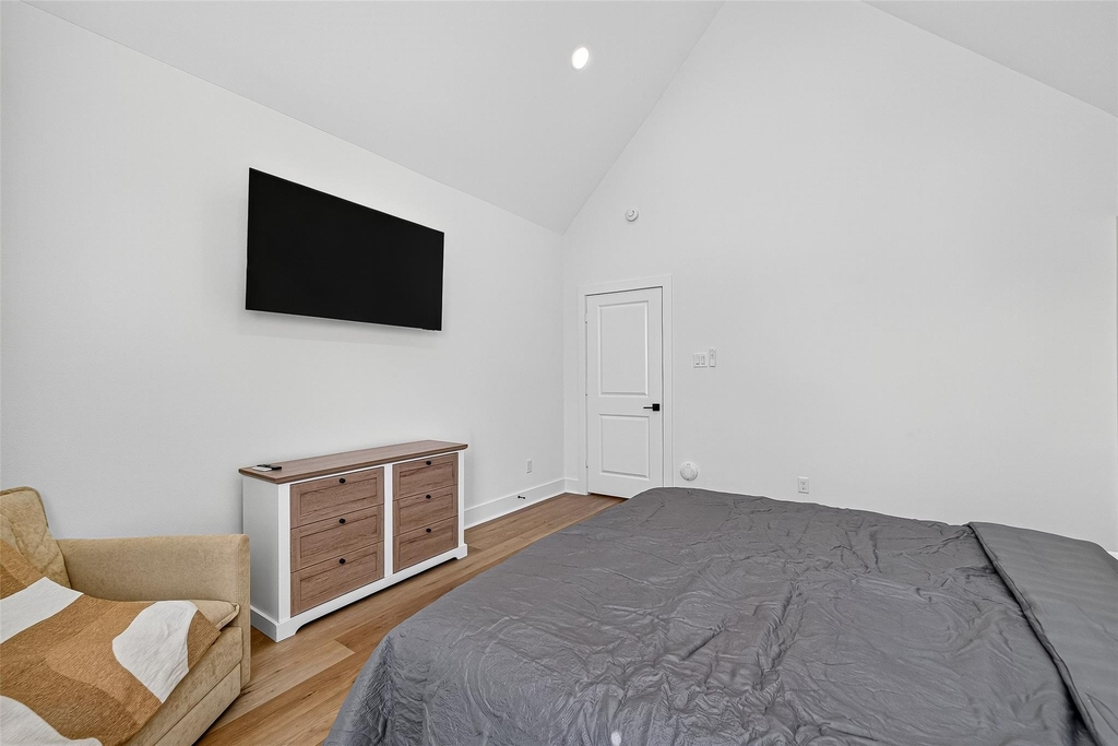 3315 Daphne Street - Photo 37