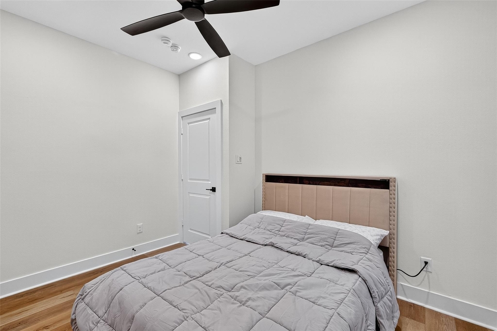 3315 Daphne Street - Photo 27