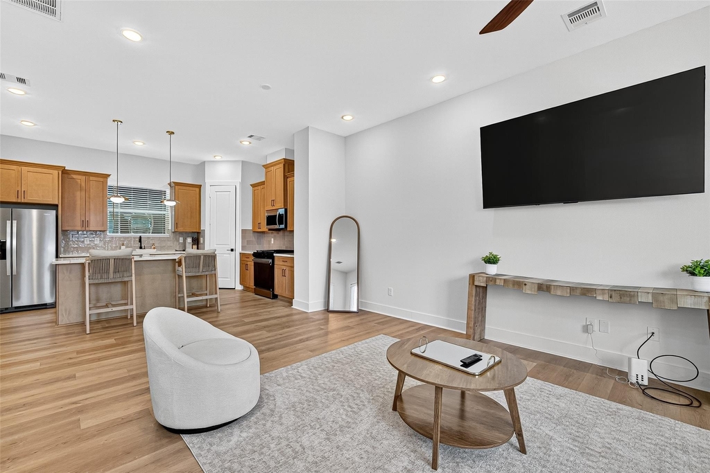 3315 Daphne Street - Photo 12