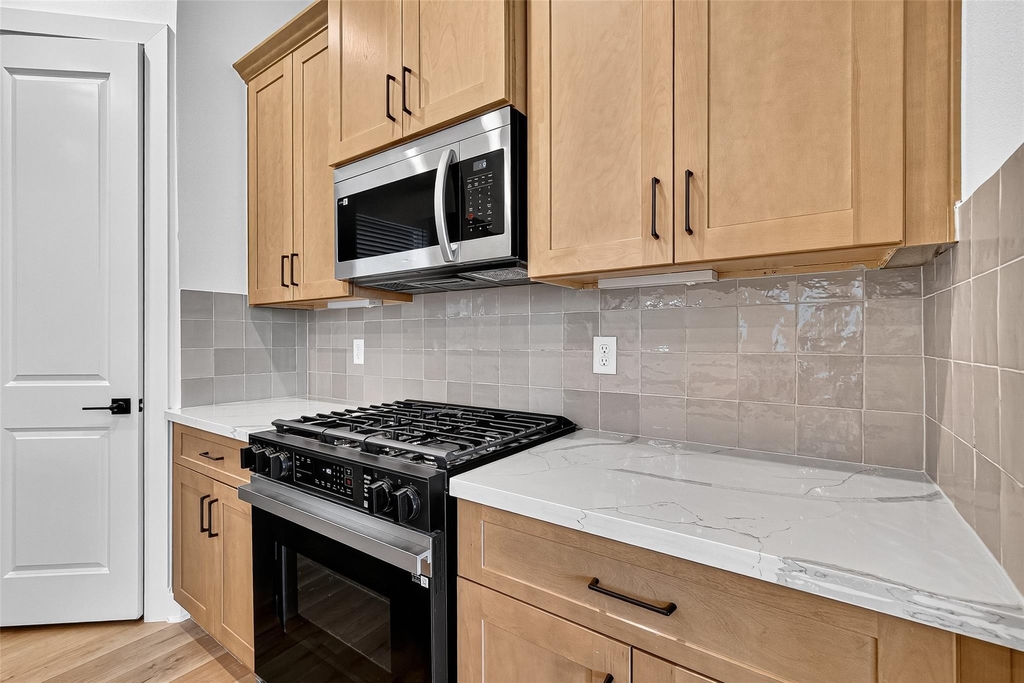 3315 Daphne Street - Photo 17