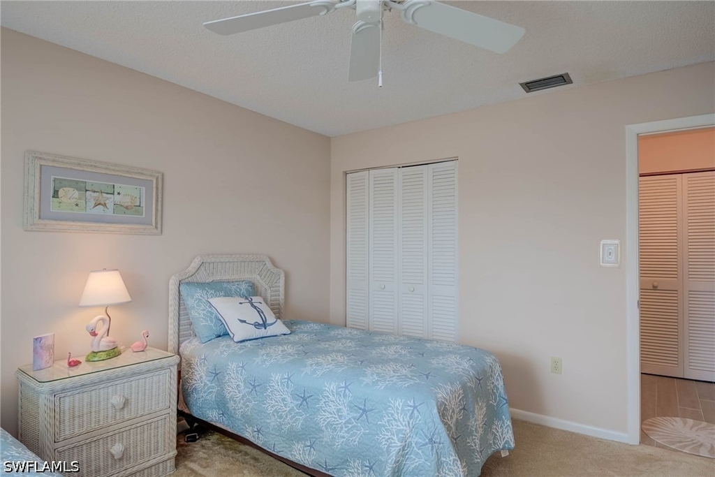 325 Charlemagne Boulevard - Photo 15