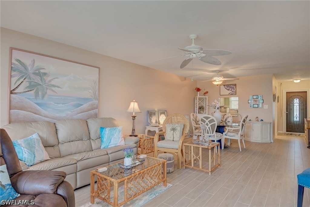 325 Charlemagne Boulevard - Photo 5
