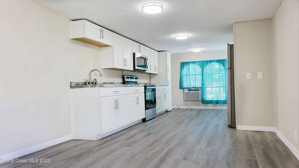 6877 Blue Bonnet Drive - Photo 4