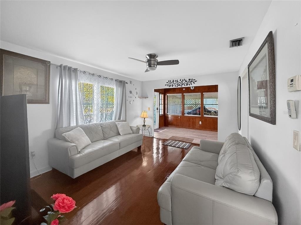 6416 N Orleans Avenue - Photo 8