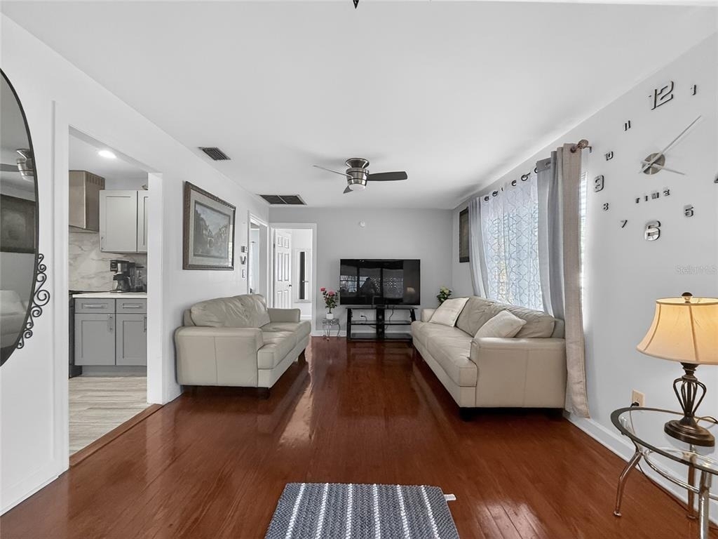 6416 N Orleans Avenue - Photo 6