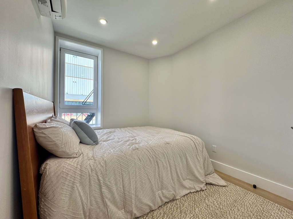 242 6th Street - Photo 2