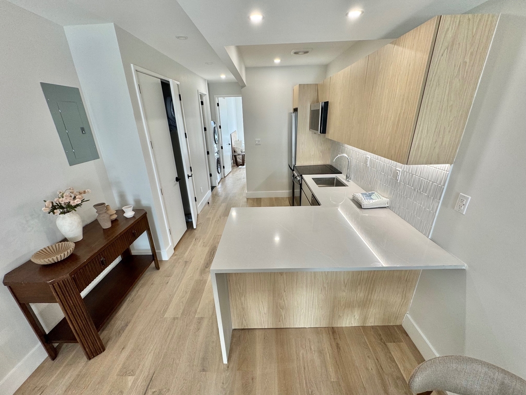 242 6th Street - Photo 5