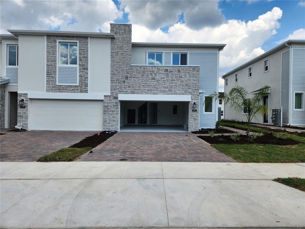 203 Bogey Drive - Photo 0