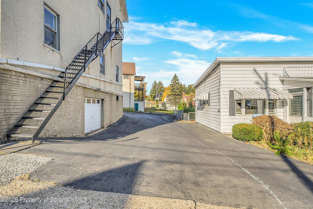 864 S Main Street - Photo 19