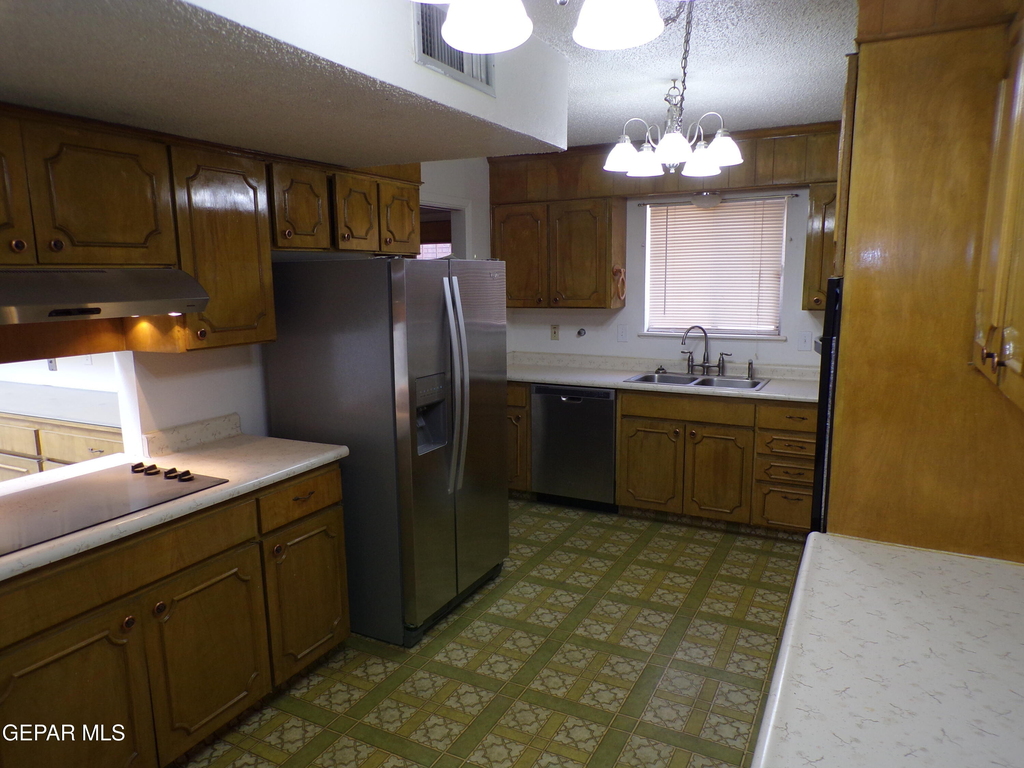4820 Louisiana Street - Photo 8