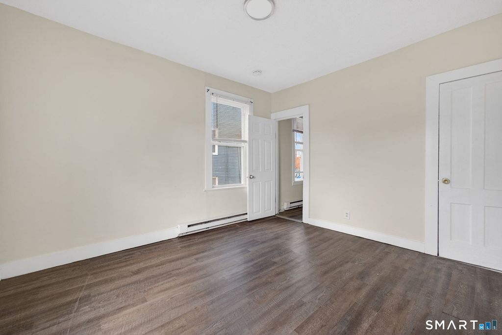 27 Beacon Street - Photo 12