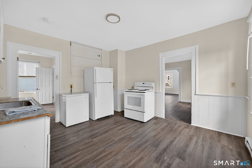 27 Beacon Street - Photo 8
