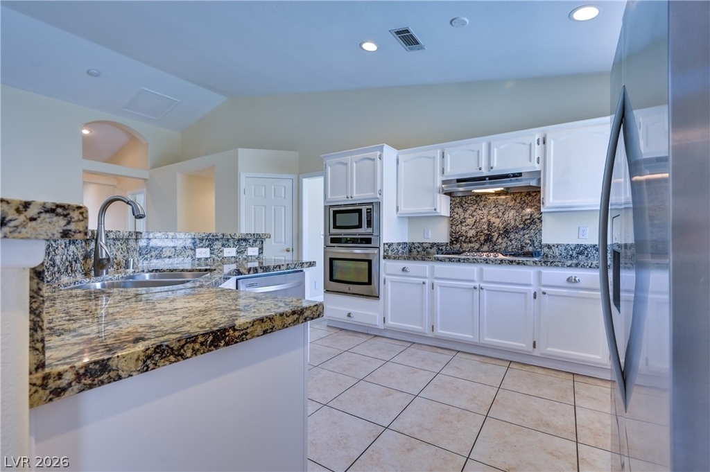 968 E Robindale Road - Photo 27