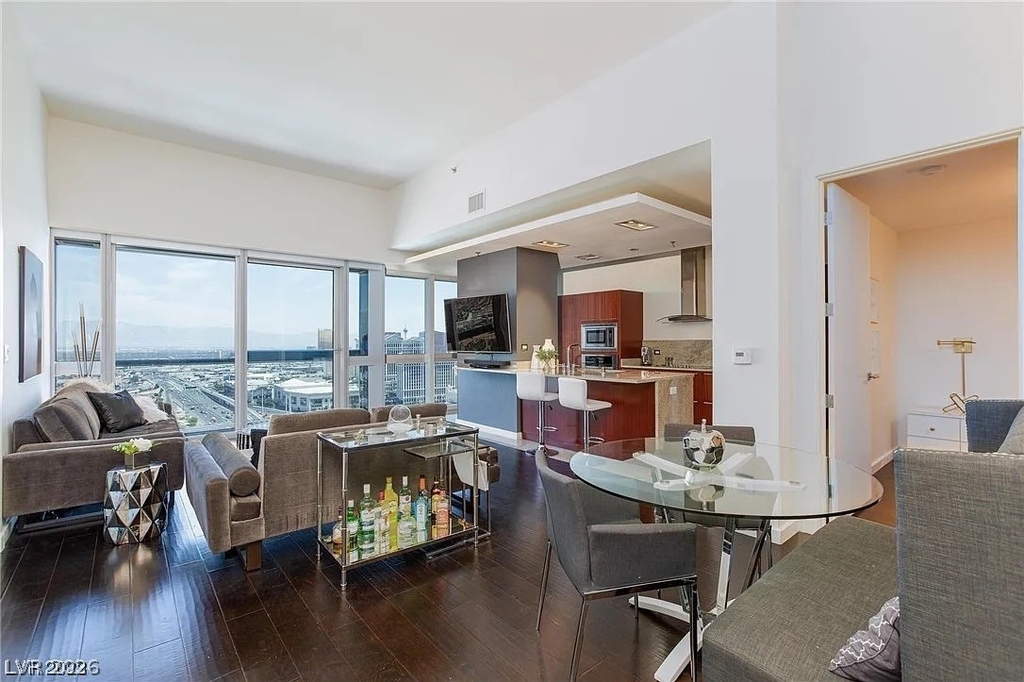 4471 Dean Martin Drive - Photo 2