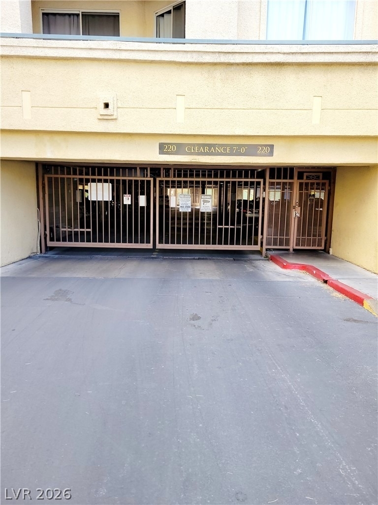 220 E Flamingo Road - Photo 4