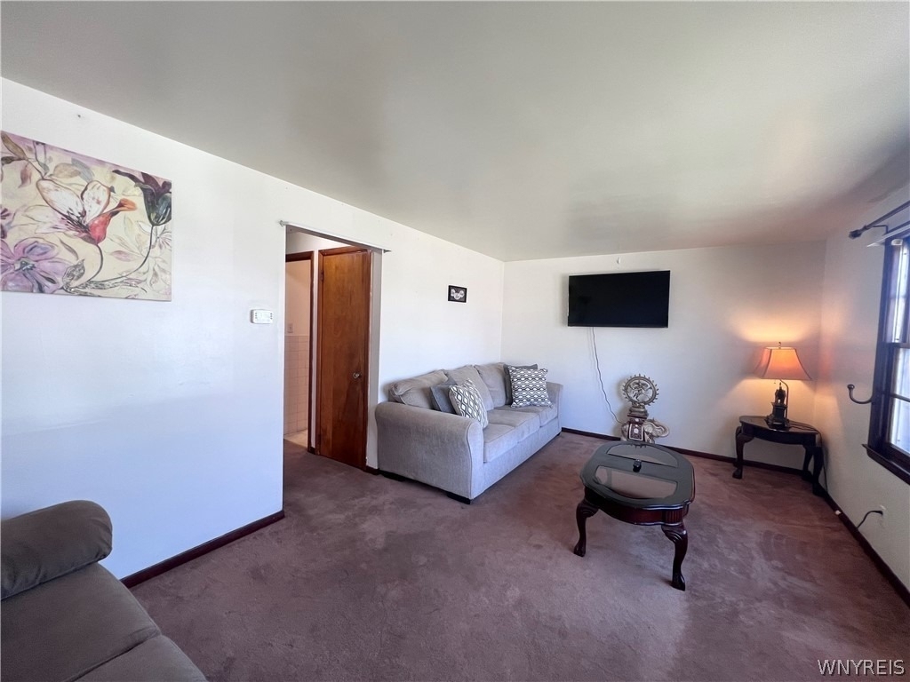 480 W Hazeltine Avenue - Photo 4